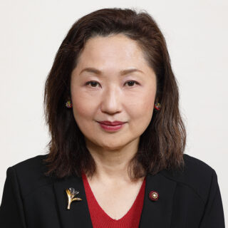 新井美加